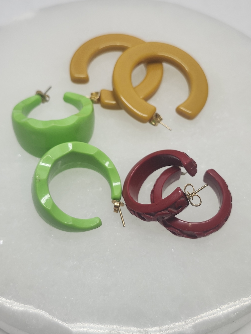 Colorblock Resin Hoop Earrings - Green, Mustard & Burgundy